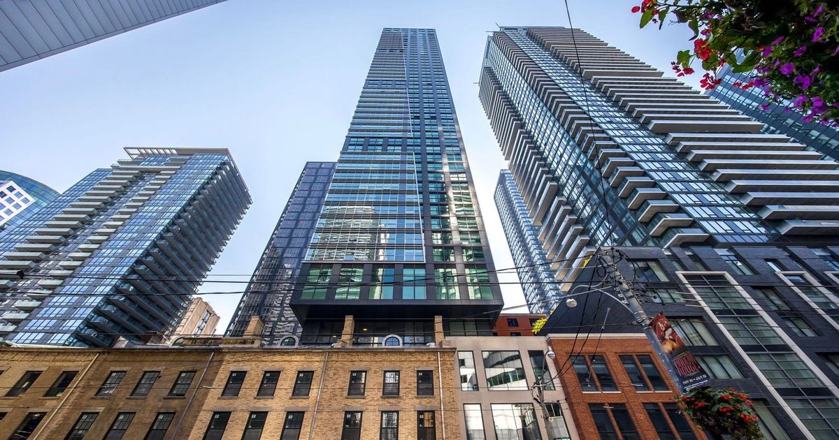 327 King Street W Toronto