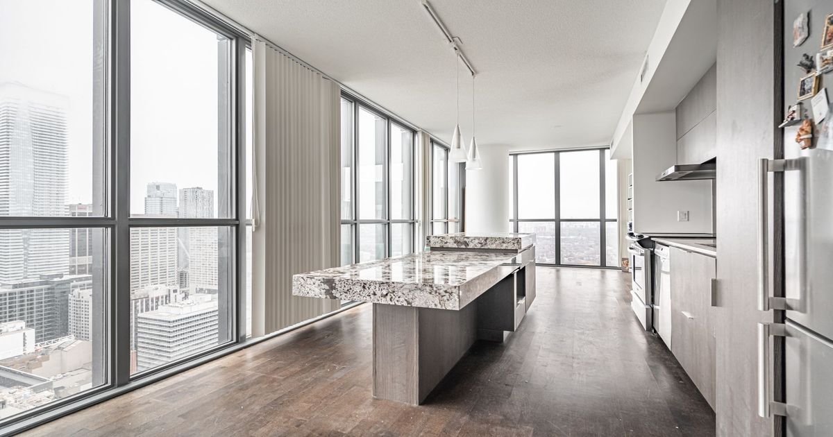 101 Charles Street E Toronto
