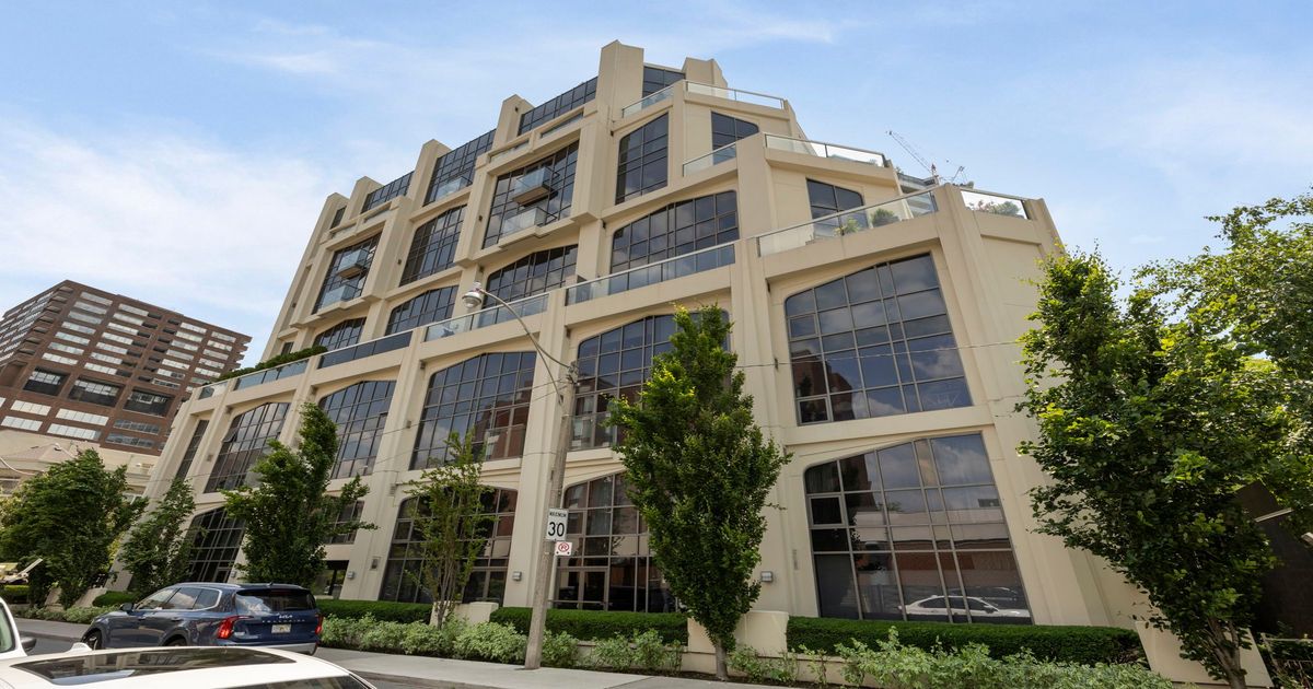 3 McAlpine Street Toronto