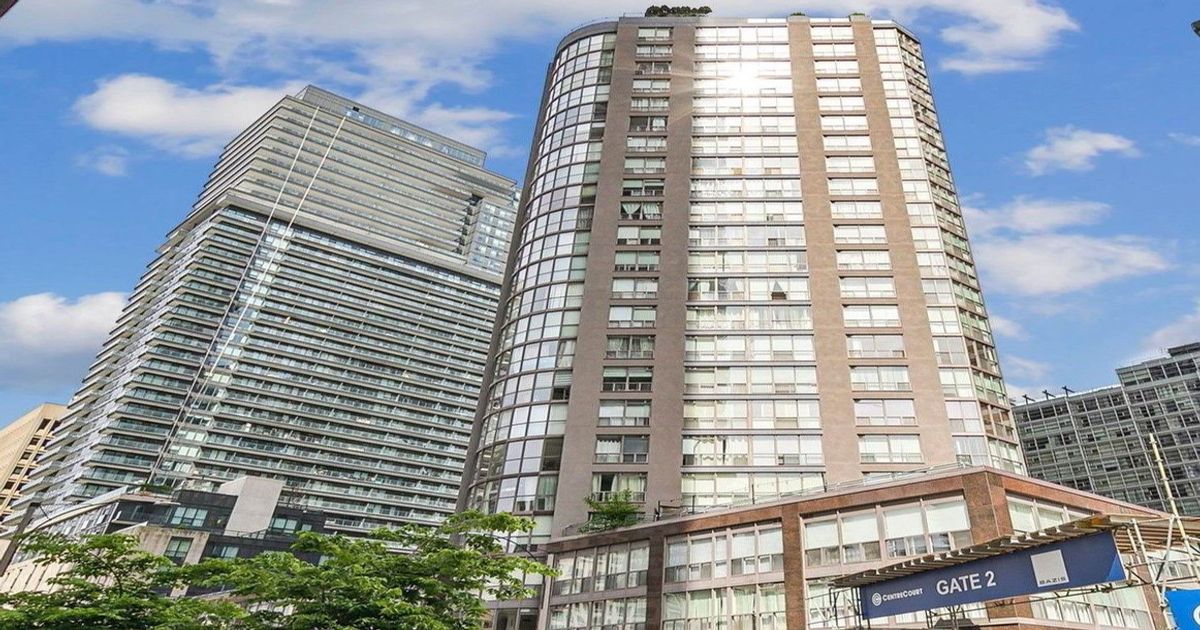 24 Wellesley Street W Toronto