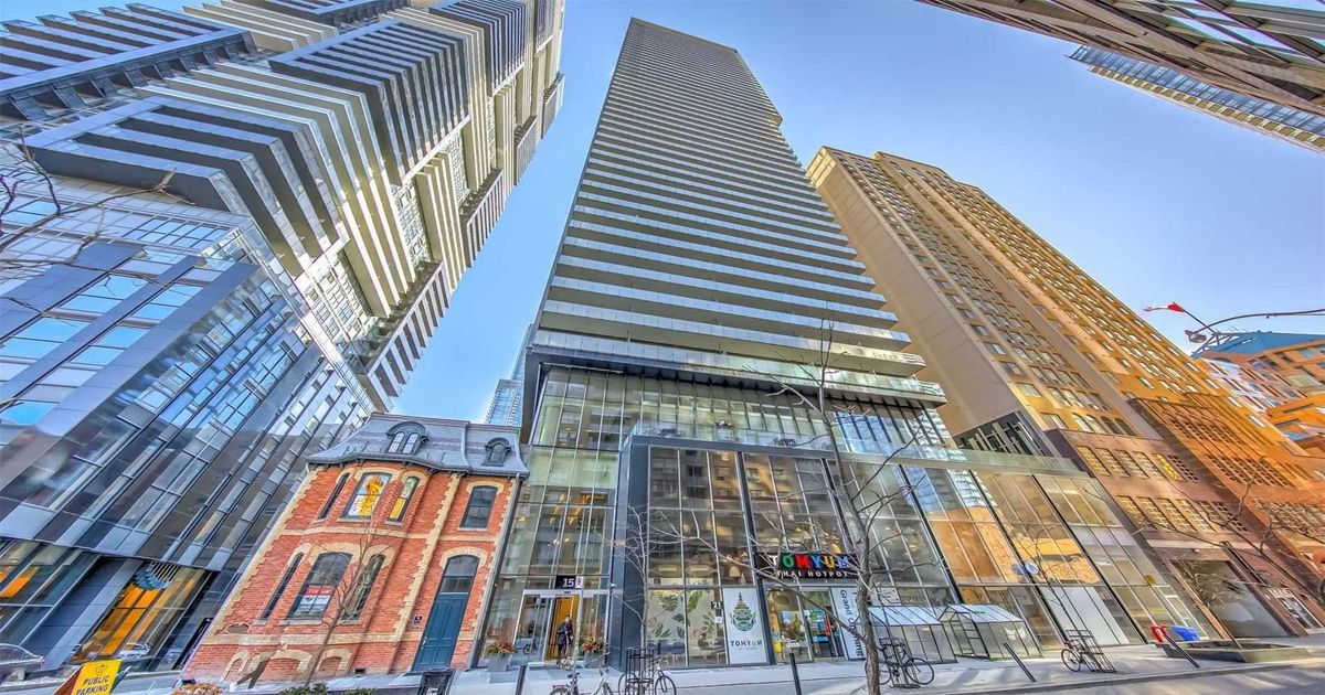 15 Grenville Street Toronto