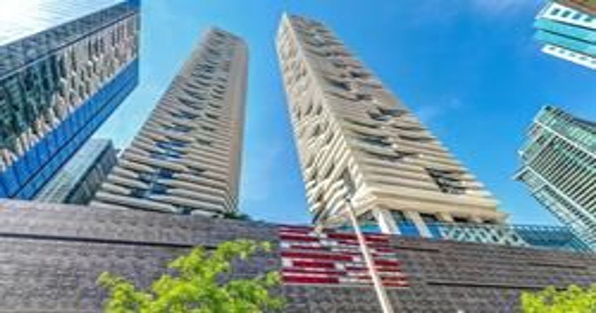 88 Harbour Street Toronto