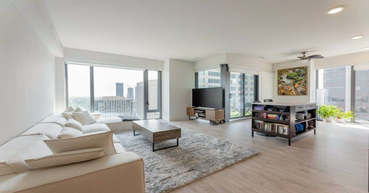 8 Cumberland Street Toronto