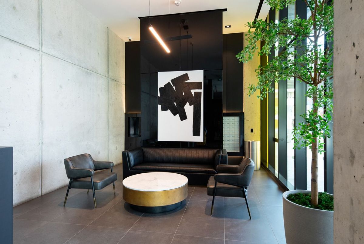 img-gallery
