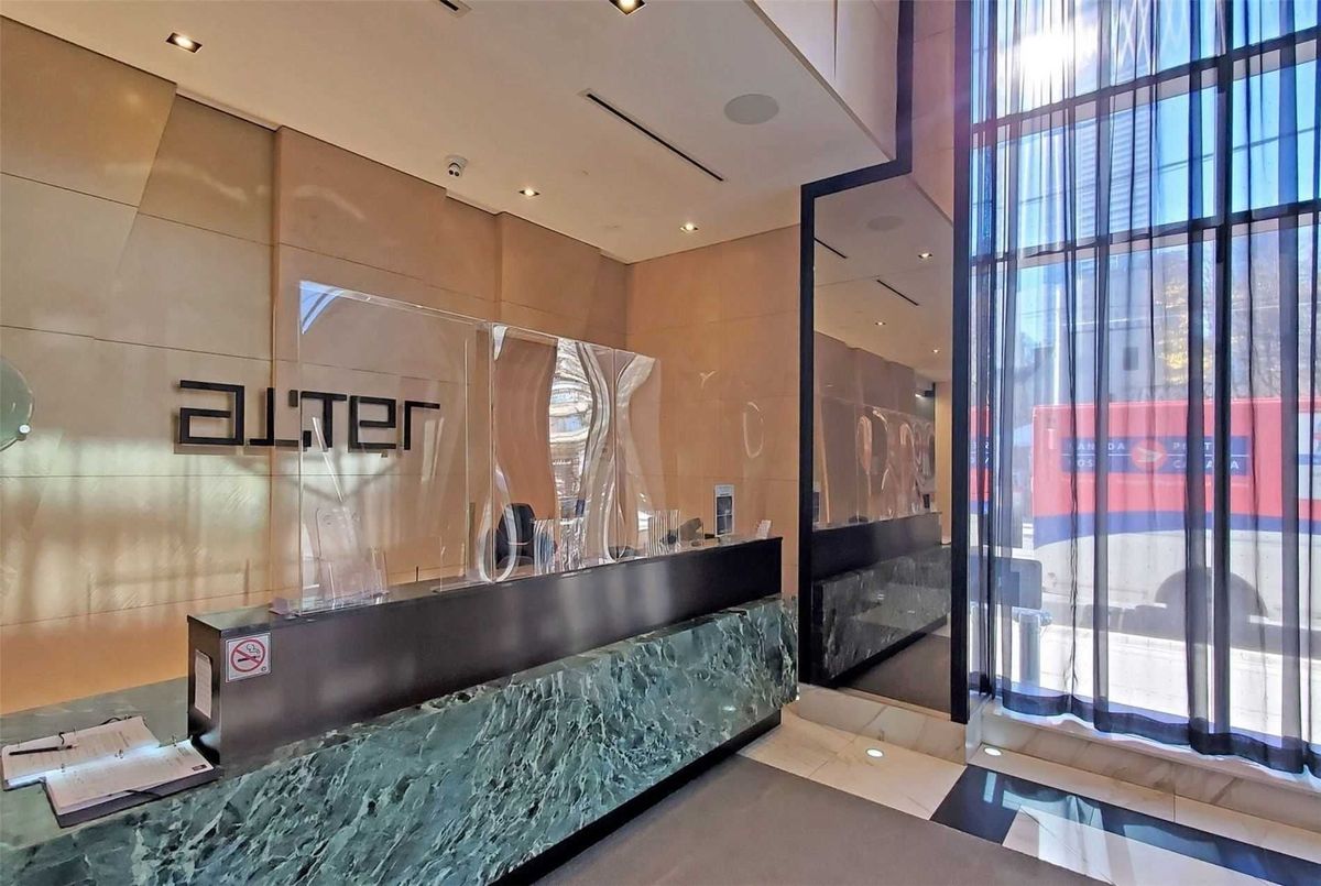img-gallery