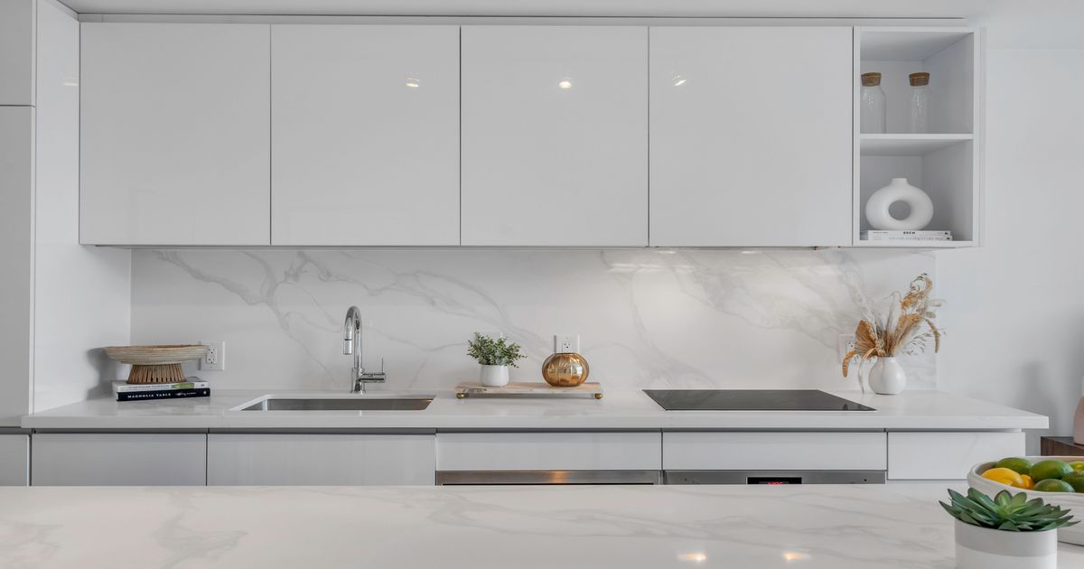 377 Madison Avenue Toronto