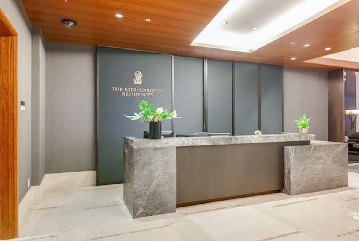 img-gallery