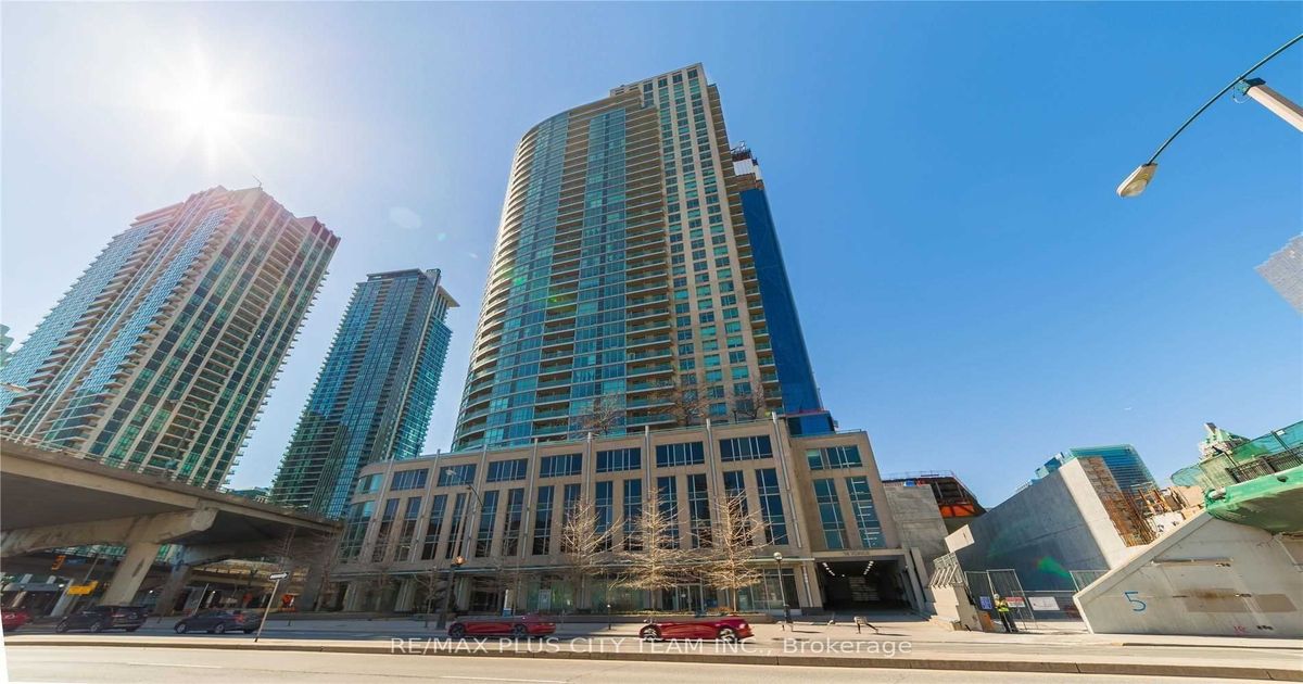 18 Yonge Street Toronto