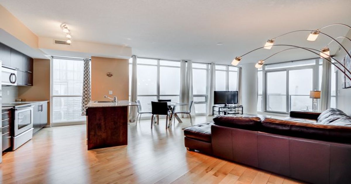 65 Bremner Boulevard Toronto