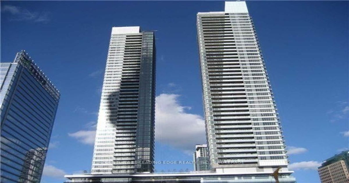 65 BREMNER Boulevard Toronto