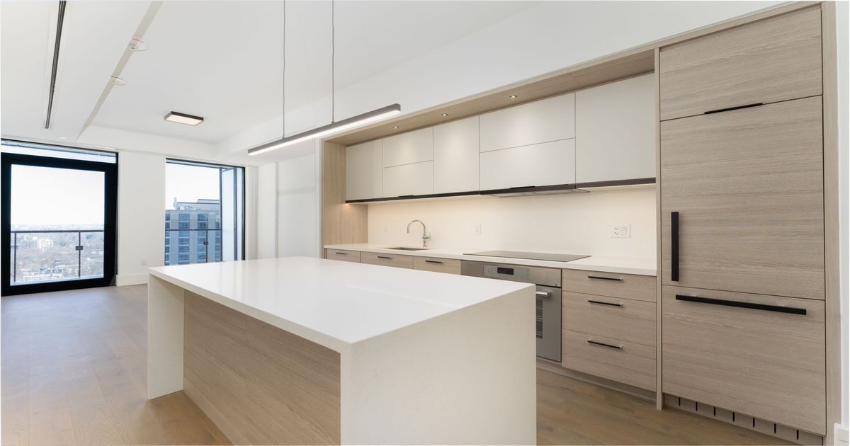 215 Lonsdale Road Toronto
