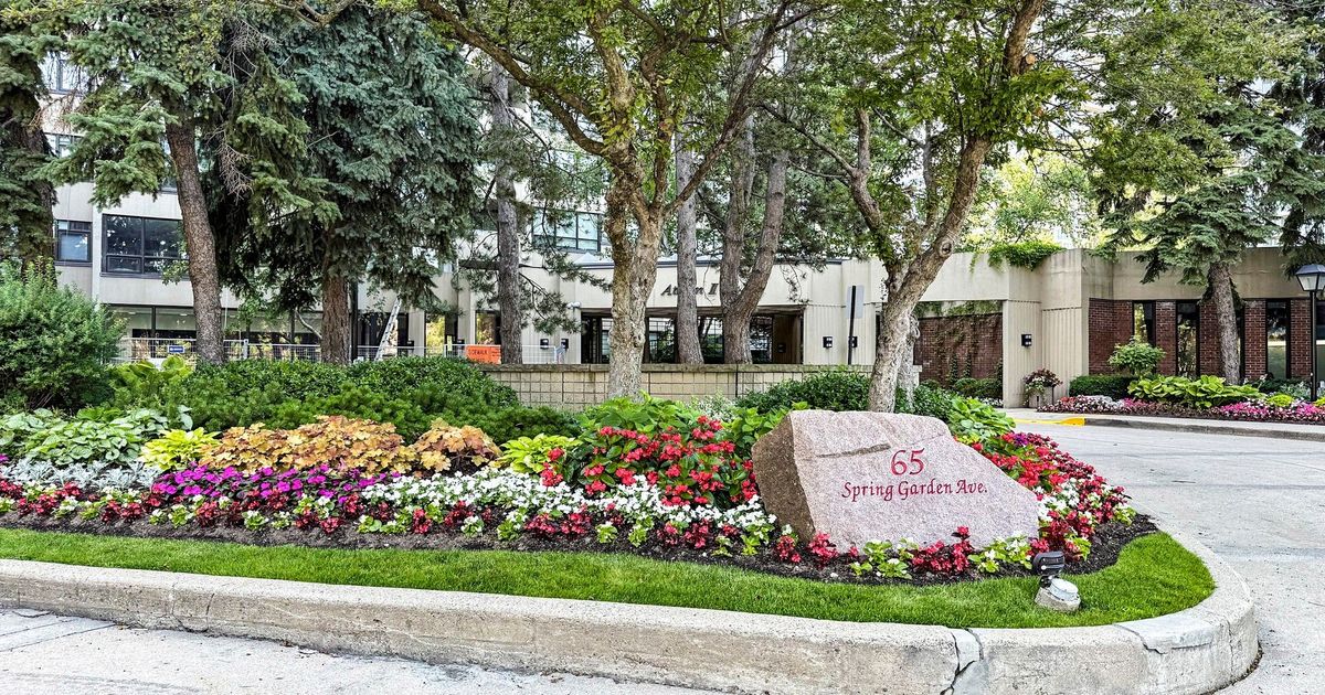 65 Spring Garden Avenue Toronto