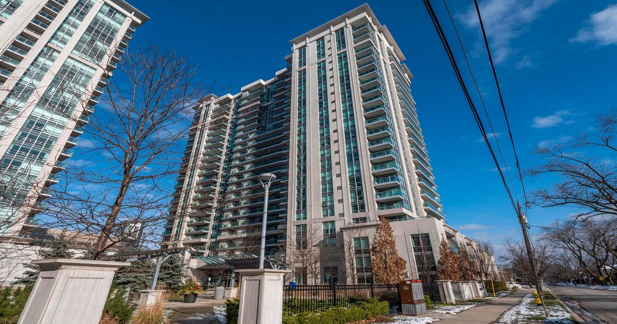 17 Anndale Drive Toronto