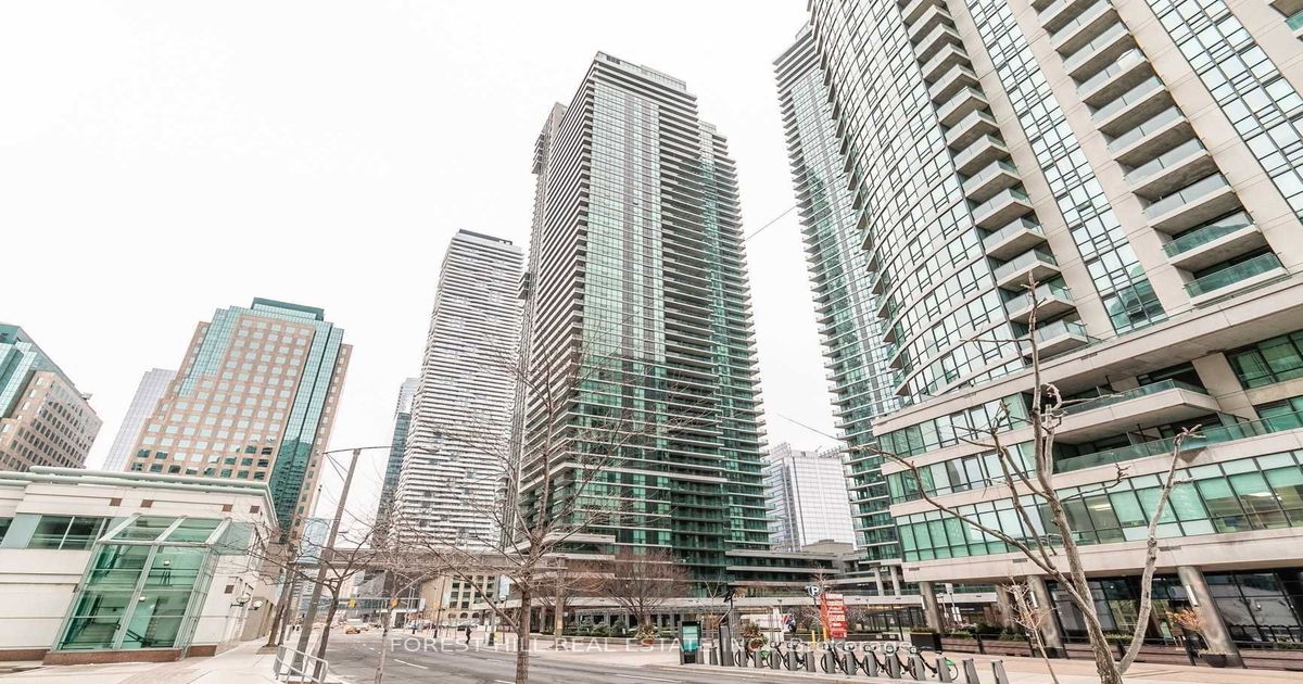 33 Bay Street Toronto