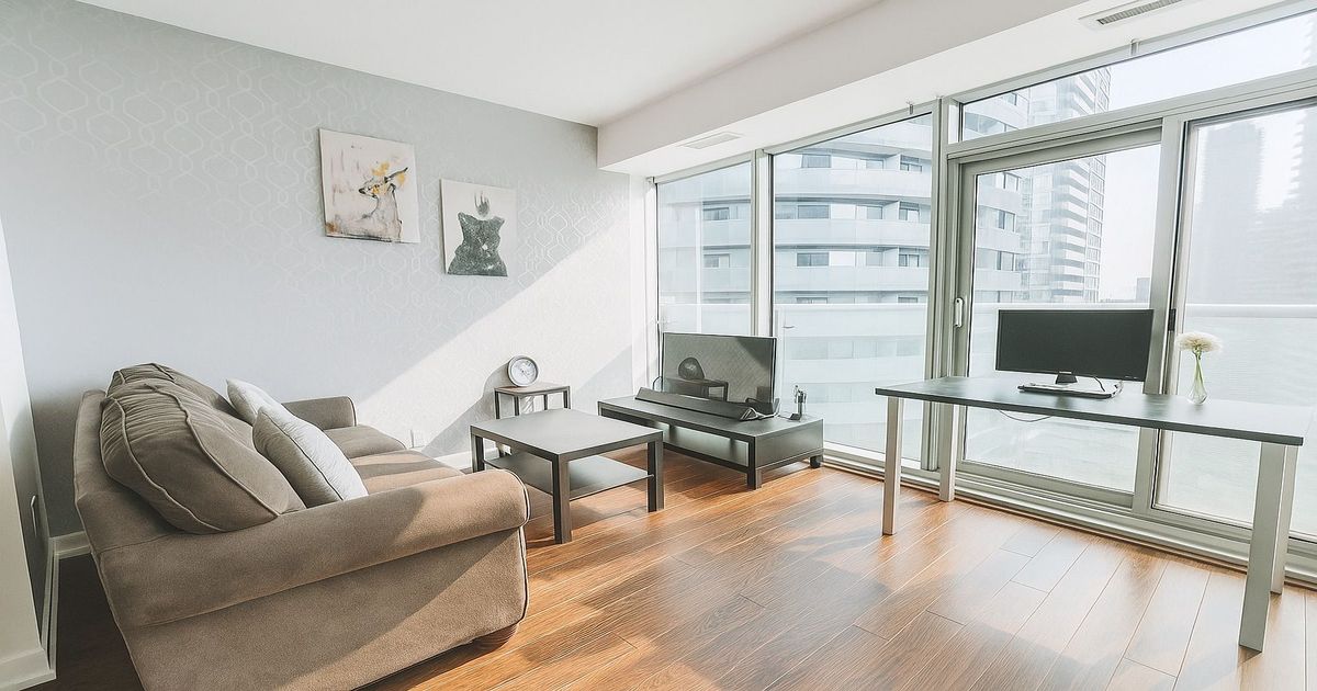 12 York Street Toronto