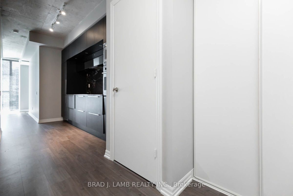 img-gallery