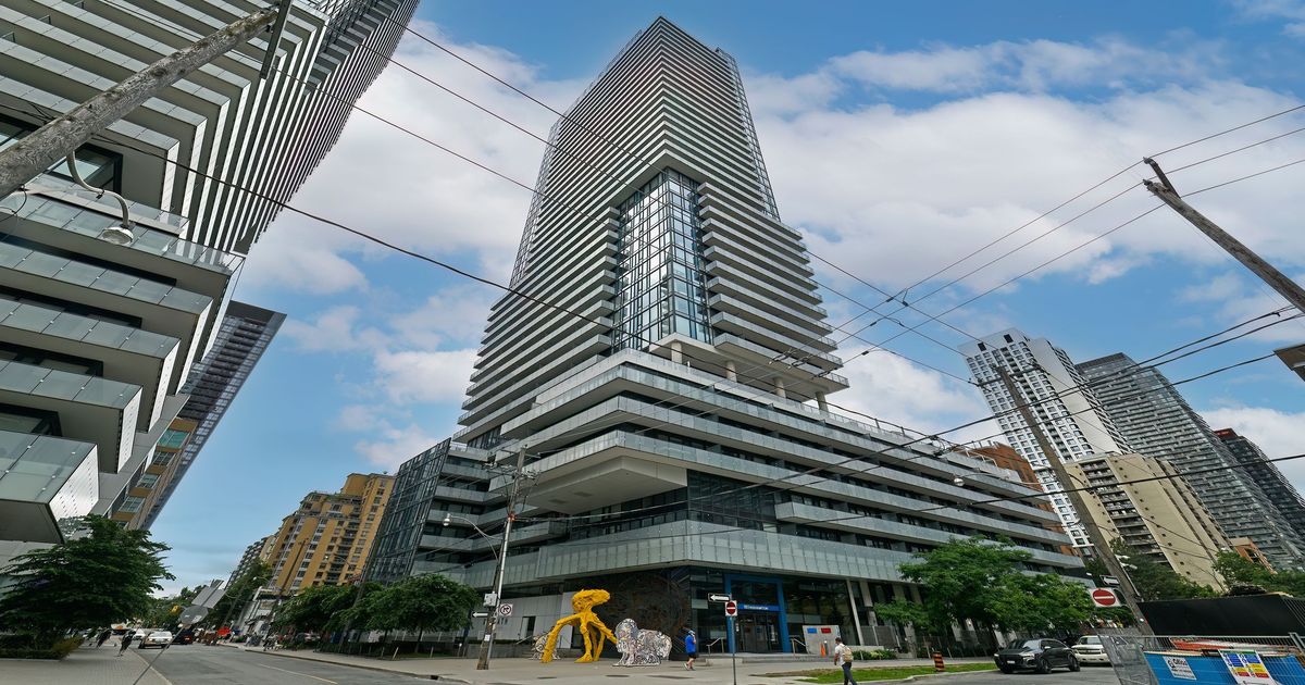 161 Roehampton Avenue Toronto