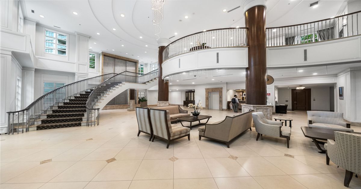 10 Bloorview Place Toronto