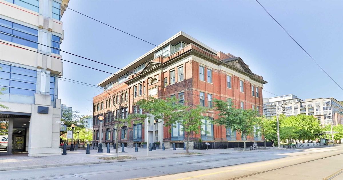 915 King Street W Toronto