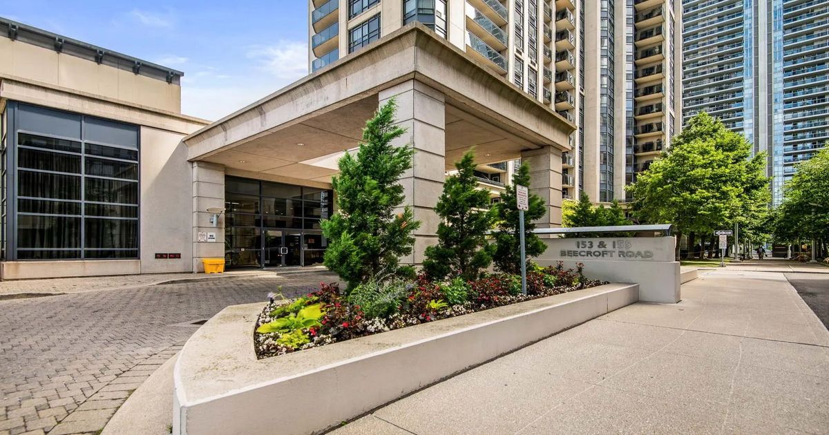 155 Beecroft Road Toronto