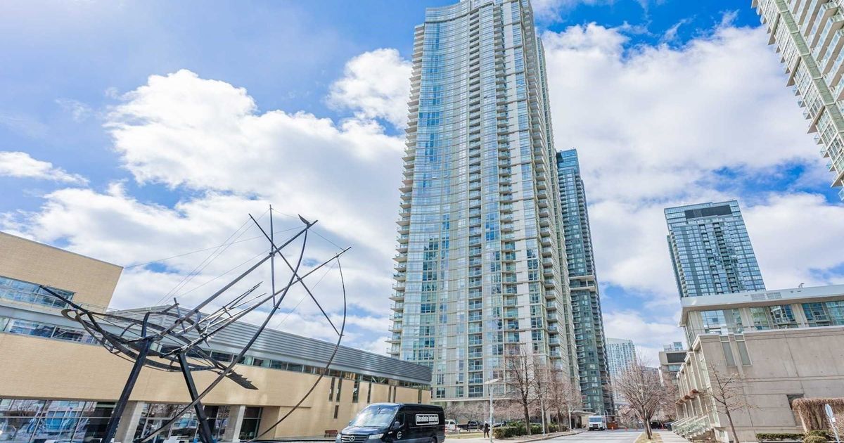 35 Mariner Terrace Toronto