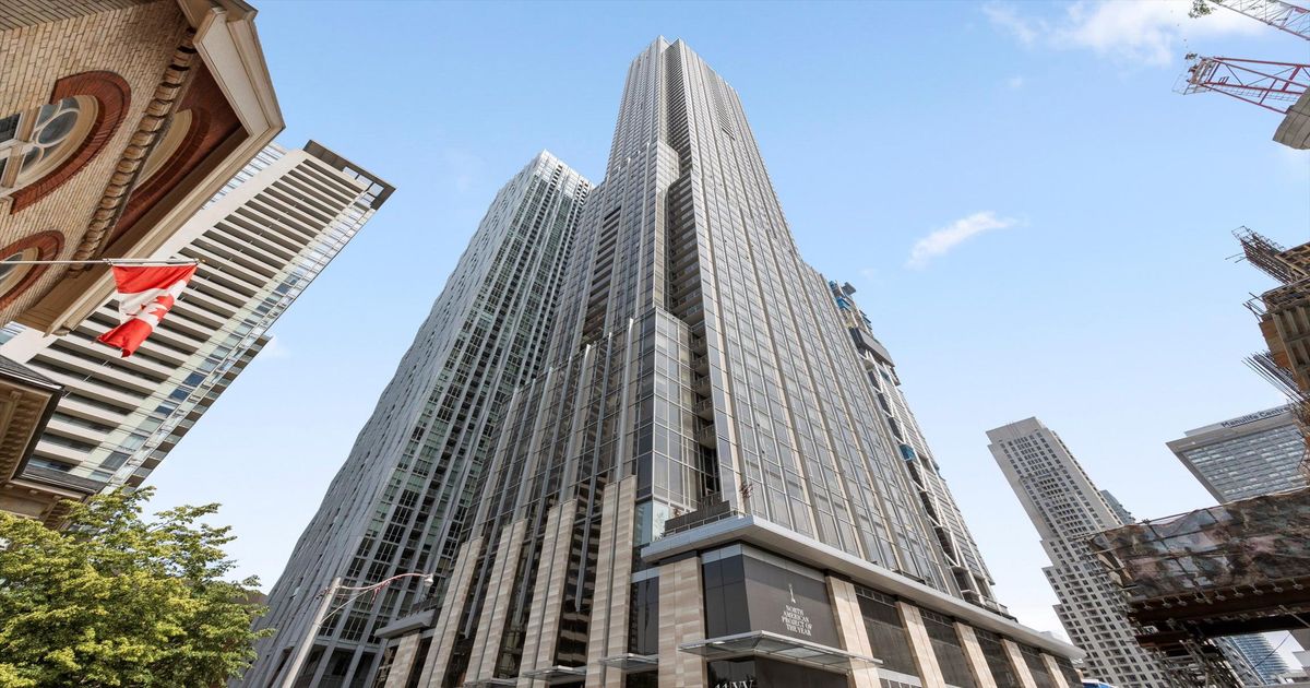 11 Yorkville Avenue Toronto