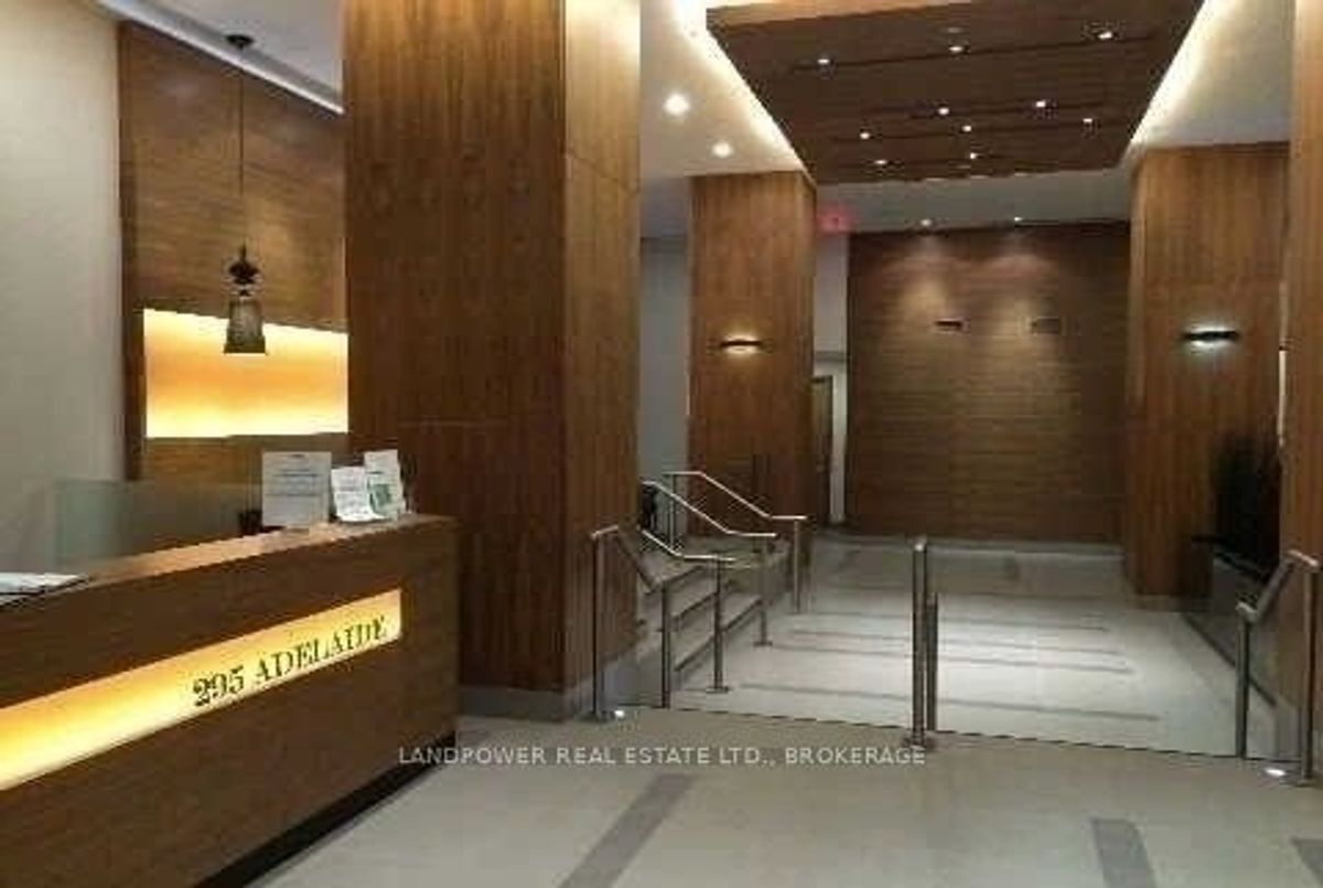 img-gallery