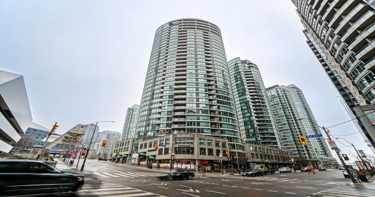 361 Front Street W Toronto