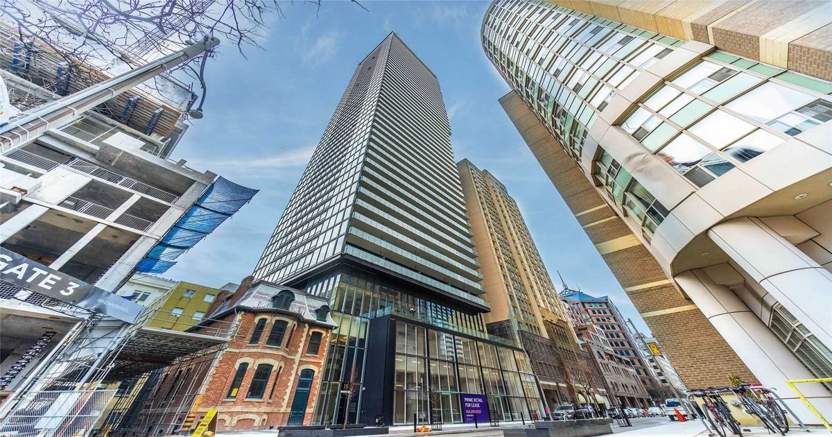 15 GRENVILLE Street Toronto