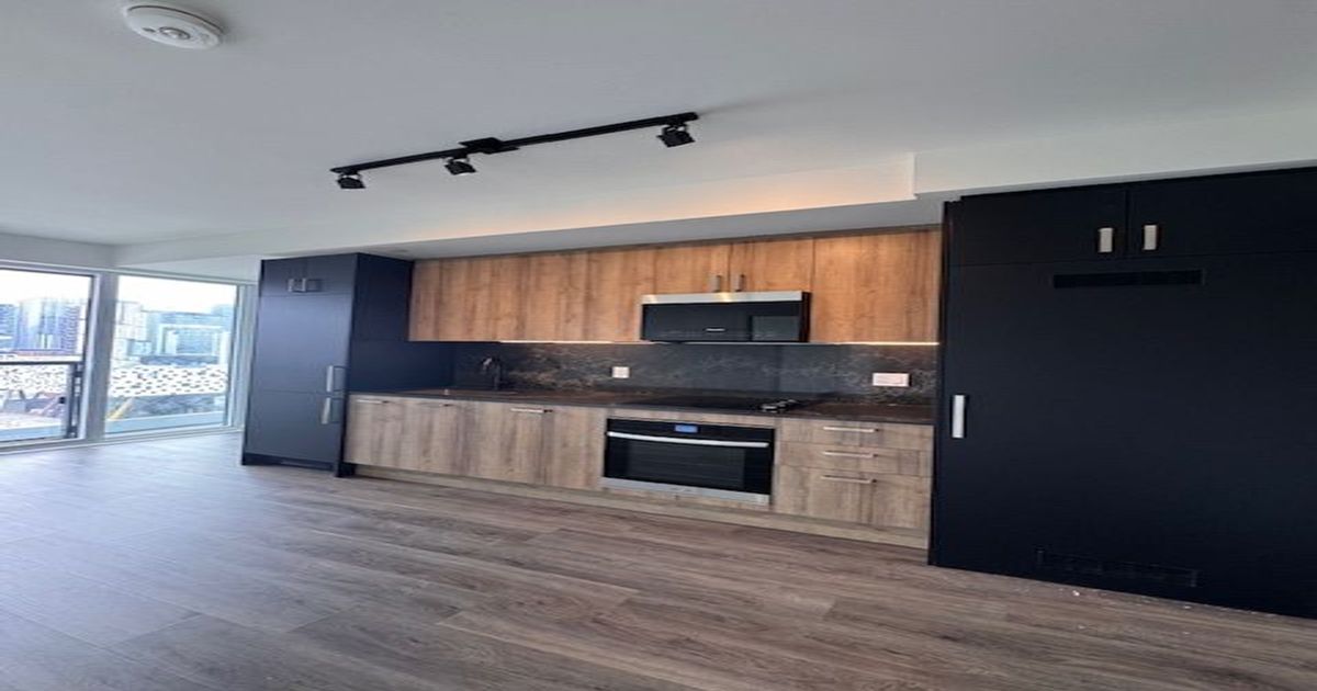 280 Dundas Street W Toronto