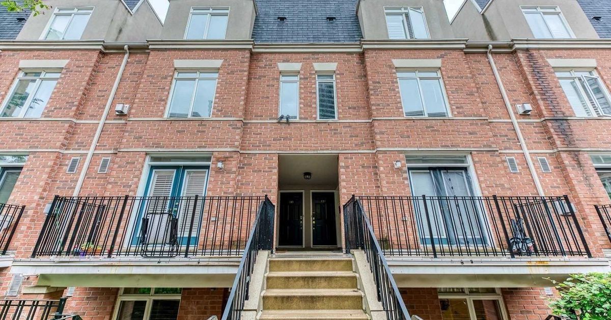 415 Jarvis Street Toronto