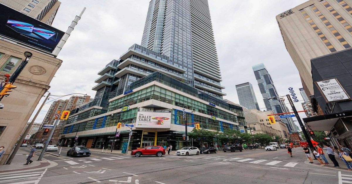 386 Yonge Street Toronto