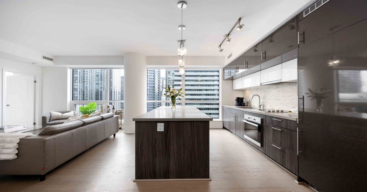 8 Mercer Street Toronto