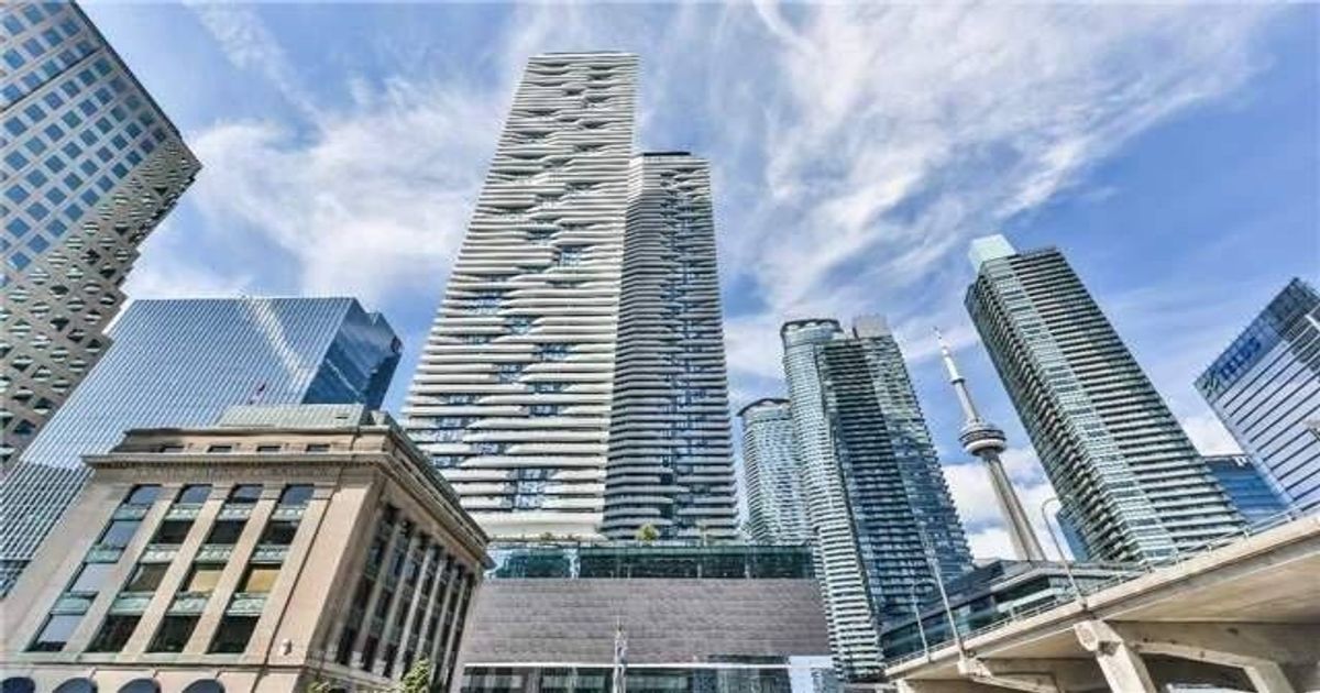 88 Harbour Street Toronto
