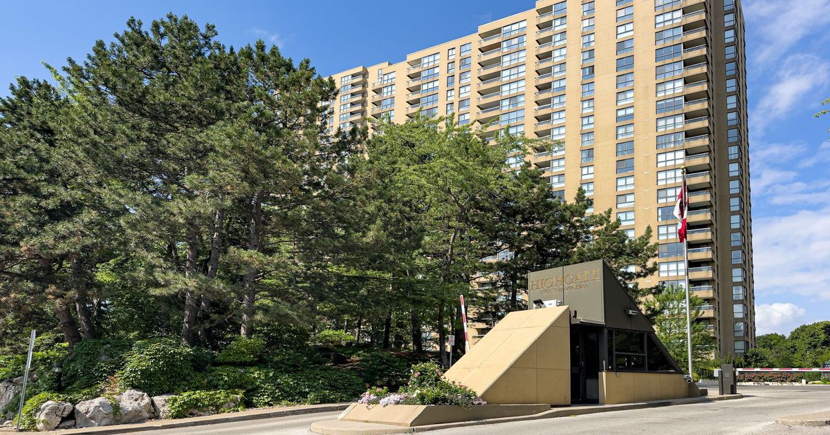 3 CONCORDE Place Toronto