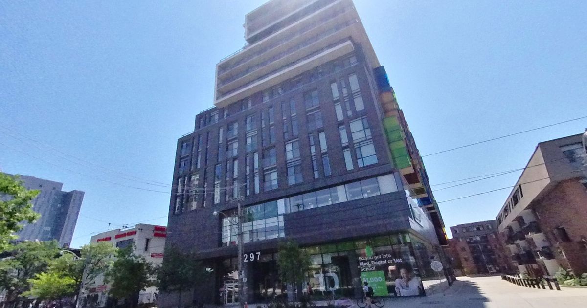 297 College Street Toronto