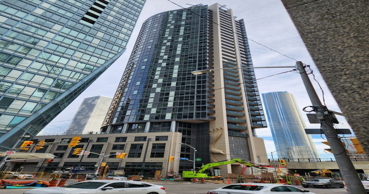 1 The Esplanade N/A Toronto