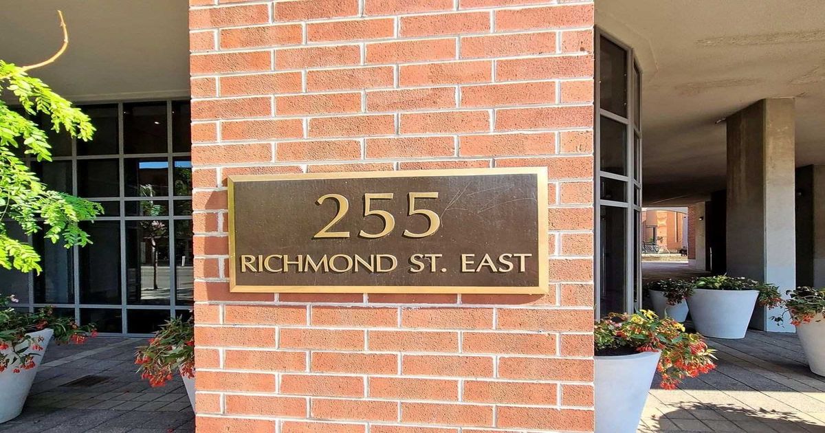 255 Richmond Street E Toronto