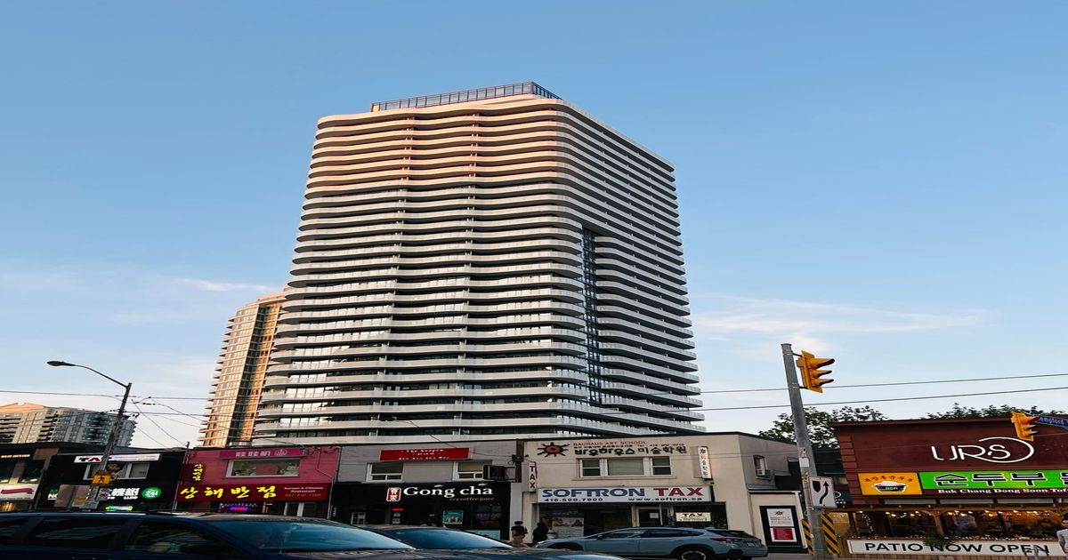 15 Holmes Avenue Toronto