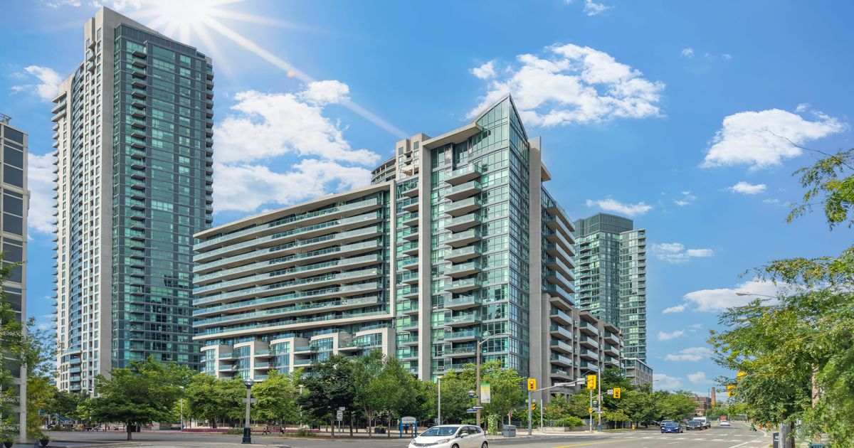 209 Fort York Boulevard Toronto