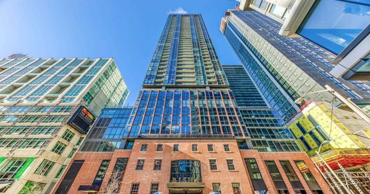 88 Blue Jays Way Toronto