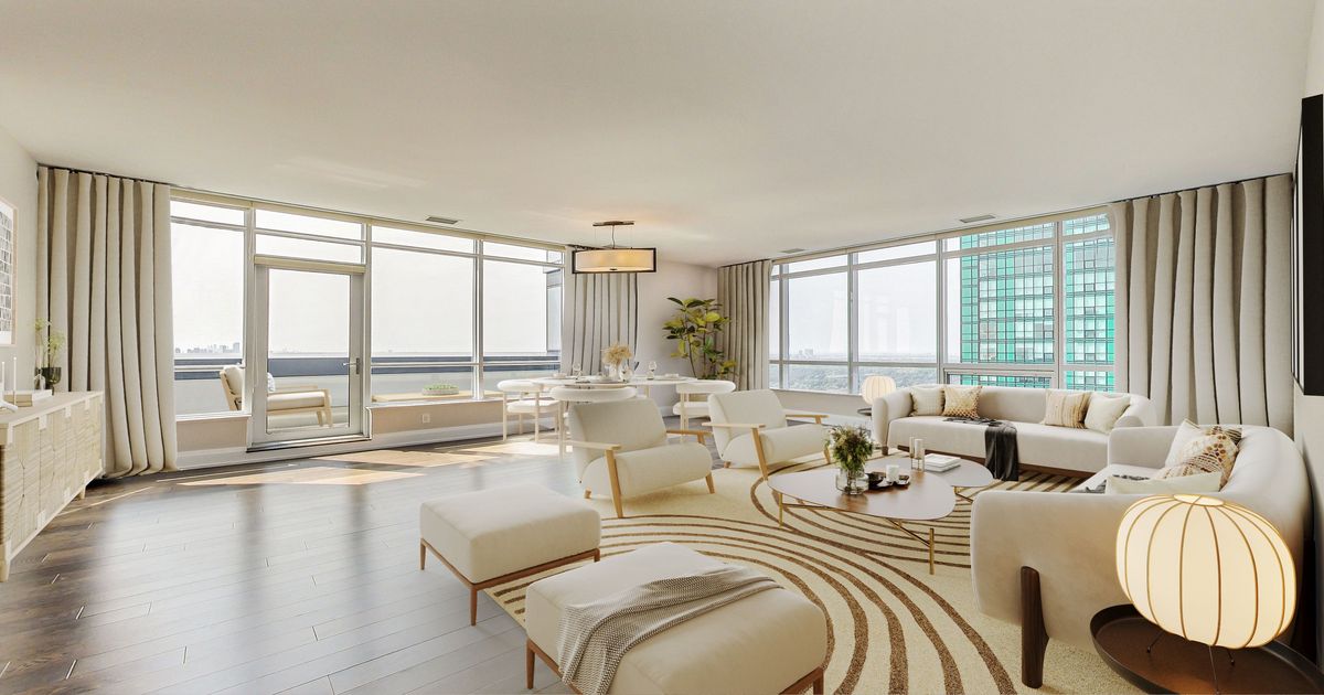 2 Anndale Drive Toronto
