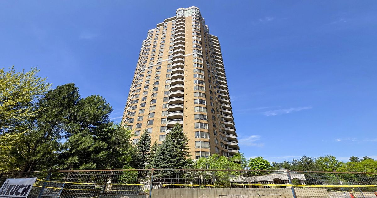 89 Skymark Drive Toronto