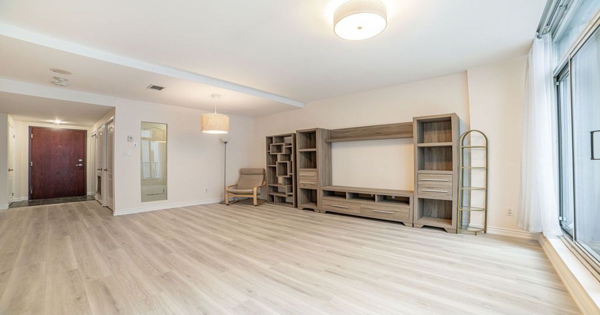 263 Wellington Street W Toronto
