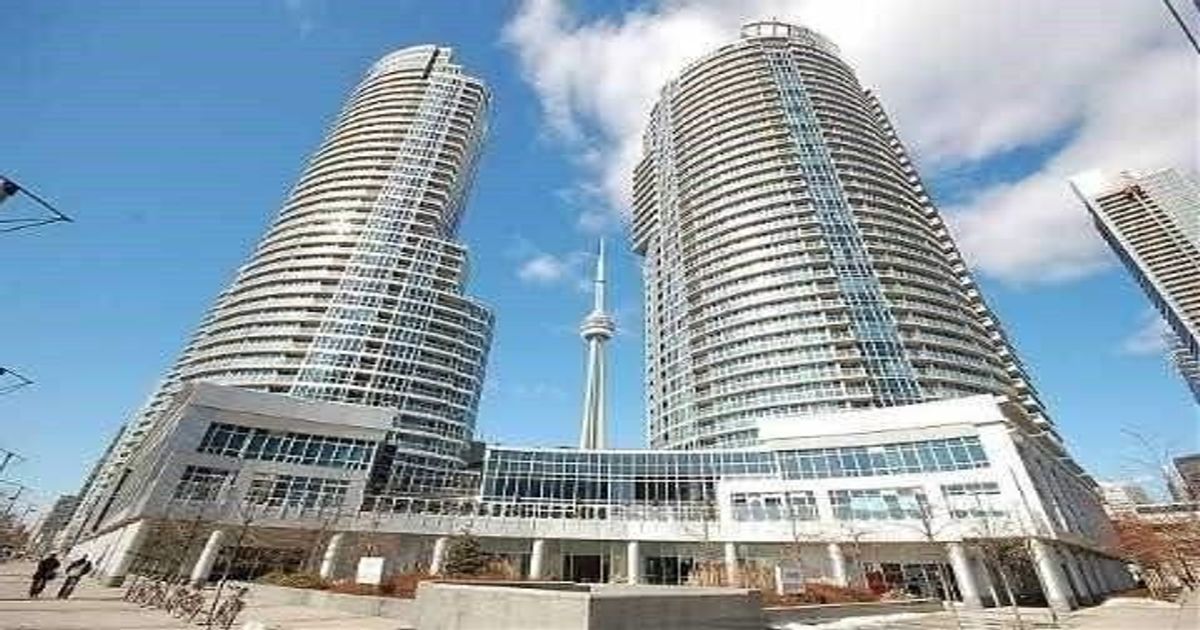 8 York Street Toronto