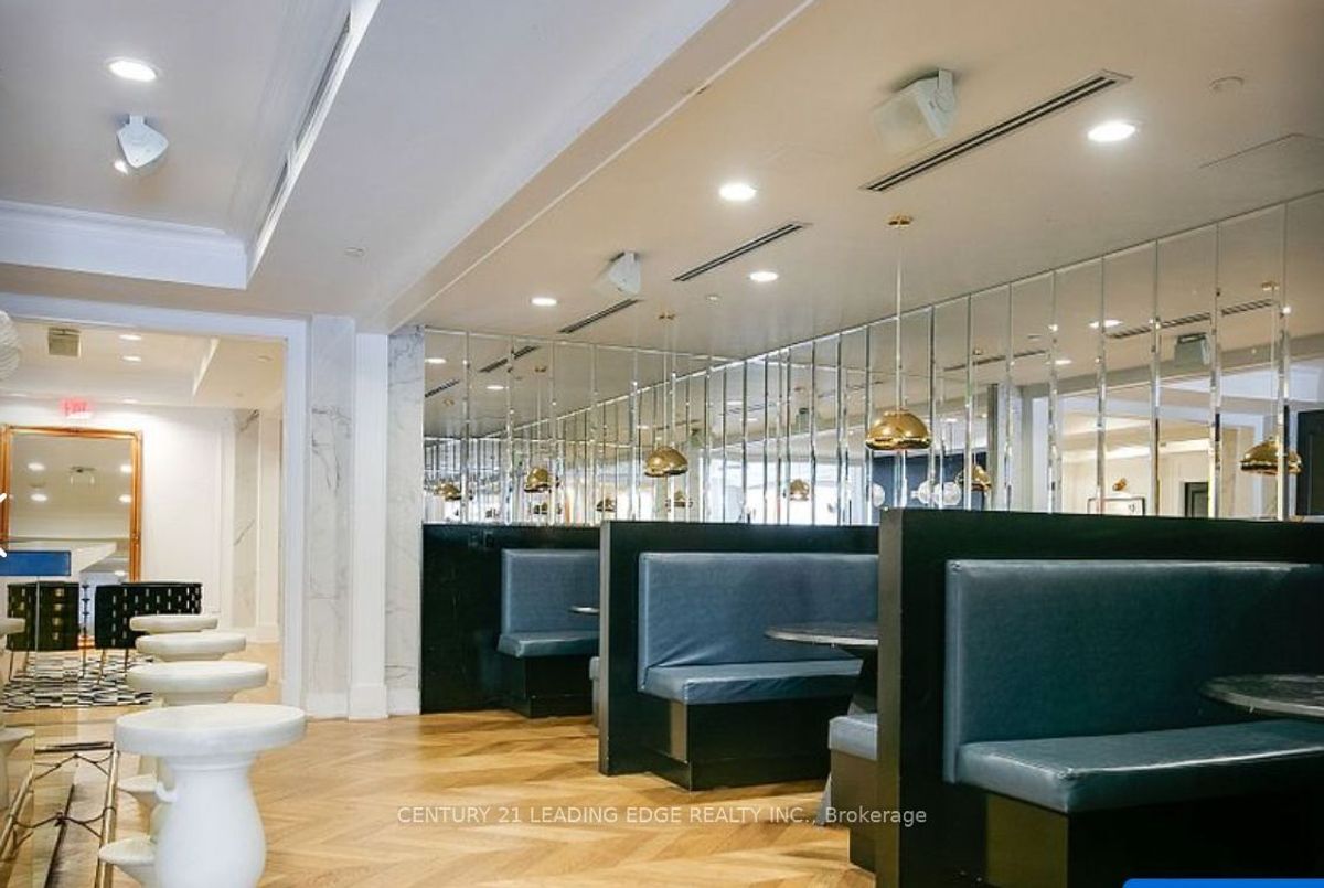 img-gallery