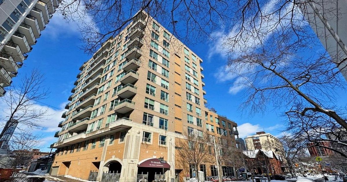 70 Alexander Street Toronto