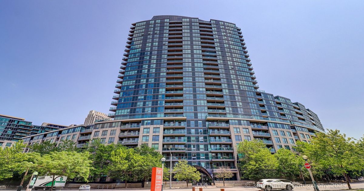 231 Fort York Boulevard Toronto