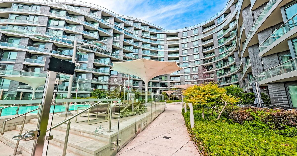 1 Edgewater Drive Toronto