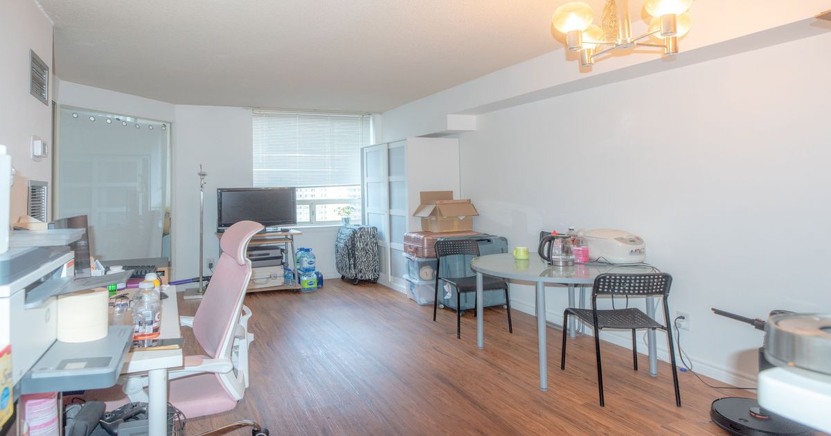 633 Bay Street Toronto